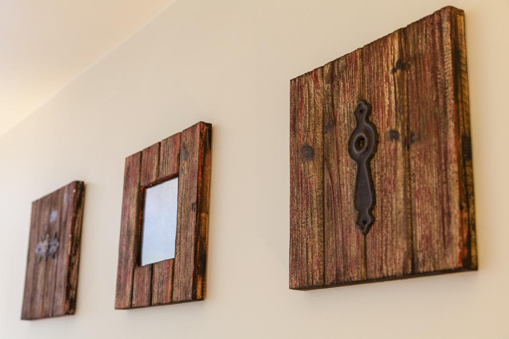 The Vendange Carmel Inn & Suites Room photo